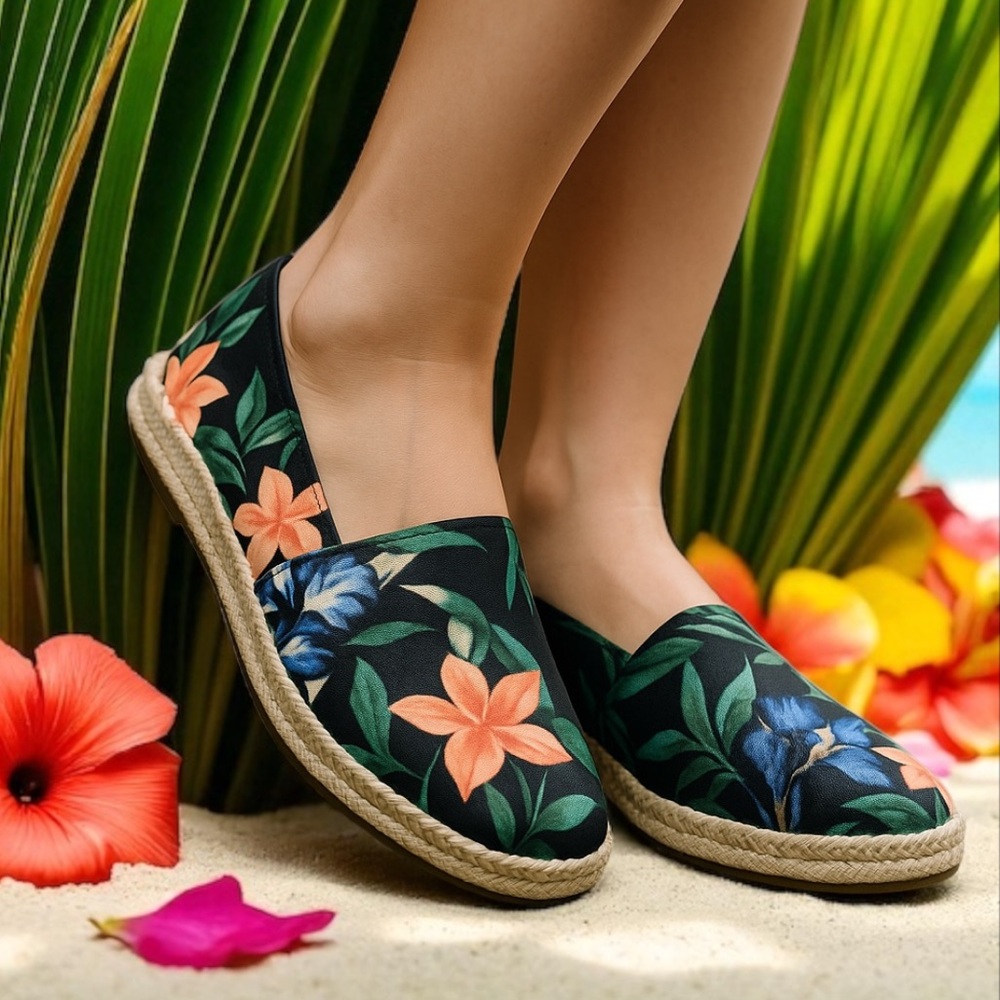Charlieย Paigeโprettyโslipโonโshoes